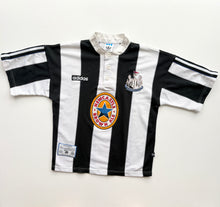 Load image into Gallery viewer, 1995/97 Newcastle United jersey (Age 7/8)