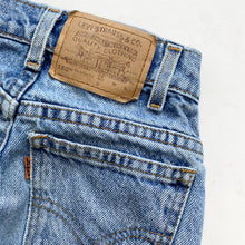 Load image into Gallery viewer, 90s Levi’s 550 jeans (Age 6)
