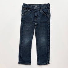 Load image into Gallery viewer, Wrangler jeans (Age 6)
