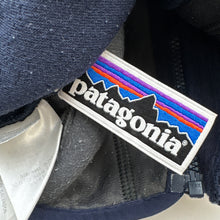 Load image into Gallery viewer, Patagonia Fleece (Age 6/12m)
