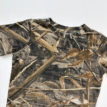 Load image into Gallery viewer, Camo t-shirt (Age 6/8)
