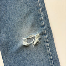 Load image into Gallery viewer, 90s Levi’s 565 jeans (Age 9)
