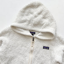 Load image into Gallery viewer, Patagonia sherpa fleece (Age 12)
