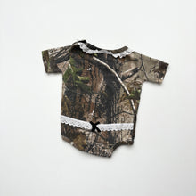 Load image into Gallery viewer, Camo t-shirt (Age 3/6m)
