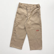 Load image into Gallery viewer, Dickies trousers (Age 5)

