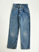 Load image into Gallery viewer, 90s Levi’s 550 jeans (Age 10)
