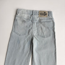 Load image into Gallery viewer, Levi’s Silver Tab jeans (Age 8)
