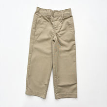 Load image into Gallery viewer, Dickies trousers (Age 4/5)
