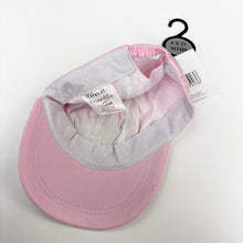 Load image into Gallery viewer, Forever Friends cap (Age 6/24m)

