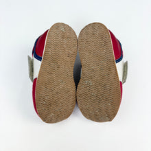 Load image into Gallery viewer, New Balance 996 Trainers (Size 4)

