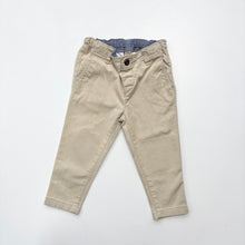 Load image into Gallery viewer, OshKosh trousers (Age 2)
