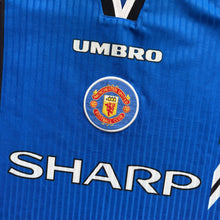 Load image into Gallery viewer, 1996/97 Manchester United jersey (Age 12/13)
