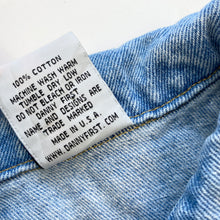 Load image into Gallery viewer, 90s denim jacket (Age 5/6)
