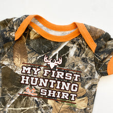 Load image into Gallery viewer, Camo t-shirt (Age 3/6m)

