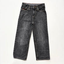 Load image into Gallery viewer, OshKosh jeans (Age 6)
