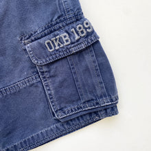 Load image into Gallery viewer, OshKosh cargo shorts (Age 7)
