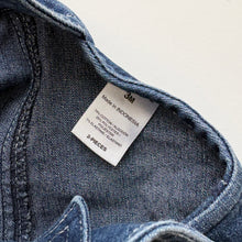 Load image into Gallery viewer, Carhartt dungaree shortalls (Age 3m)
