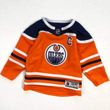 Load image into Gallery viewer, NHL Edmonton Oilers jersey (Age 2/4)
