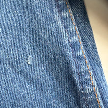 Load image into Gallery viewer, 90s Levi’s jeans (Age 12)
