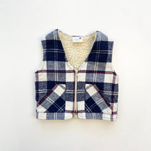 Load image into Gallery viewer, 90s Ladybird sherpa gilet (Age 3/4)
