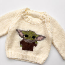Load image into Gallery viewer, Baby Yoda Knitted jumper (Age 3/6 months)
