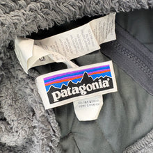 Load image into Gallery viewer, Patagonia fleece (Age 5/6)
