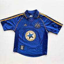 Load image into Gallery viewer, 1998/99 Newcastle United ‘Shearer’ jersey (Age 7/8)
