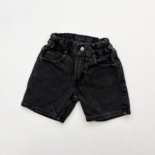 Load image into Gallery viewer, 90s Levi’s denim shorts (Age 4)
