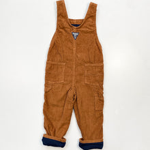 Load image into Gallery viewer, OshKosh corduroy dungarees (Age 4
