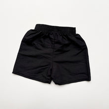 Load image into Gallery viewer, 00s Umbro Manchester United shorts (Age 2/3)
