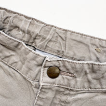 Load image into Gallery viewer, Carhartt shorts (Age 6)
