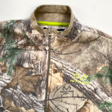 Load image into Gallery viewer, Camo fleece (Age 10/12)
