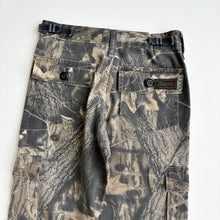 Load image into Gallery viewer, Camo cargos (Age 10/12)
