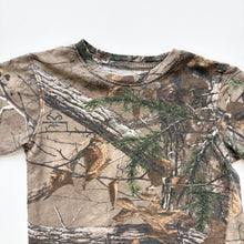 Load image into Gallery viewer, Camo t-shirt (Age 5/6)

