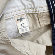 Load image into Gallery viewer, OshKosh dungaree shortalls (Age 5)
