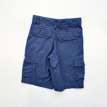 Load image into Gallery viewer, OshKosh cargo shorts (Age 5)
