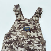 Load image into Gallery viewer, OshKosh Turtle dungaree shortalls (Age 12m)

