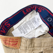 Load image into Gallery viewer, Levi’s shorts (Age 6)
