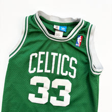 Load image into Gallery viewer, NBA Boston Celtics jersey (Age 8)
