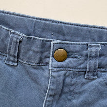 Load image into Gallery viewer, Carhartt shorts (Age 5)
