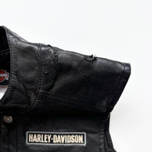 Load image into Gallery viewer, Harley Davidson leather jacket (Age 6/7)
