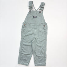 Load image into Gallery viewer, OshKosh dungarees (Age 3)
