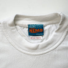 Load image into Gallery viewer, Finding Nemo t-shirt (Age 6/7)
