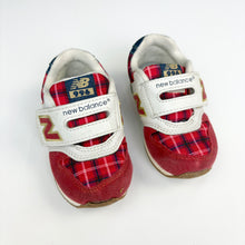 Load image into Gallery viewer, New Balance 996 Trainers (Size 4)

