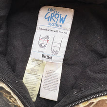 Load image into Gallery viewer, 90s Walls Camo Workwear jacket (Age 6/7)
