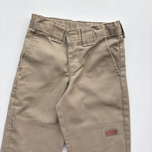 Load image into Gallery viewer, Dickies trousers (Age 5)

