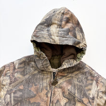 Load image into Gallery viewer, Camo Workwead jacket (Age 3)
