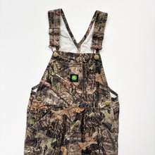 Load image into Gallery viewer, Camo dungarees (Age 7)
