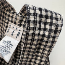 Load image into Gallery viewer, Baby Gap dungarees set (Age 12/18m)
