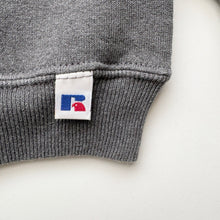 Load image into Gallery viewer, 90s Russell Athletic sweatshirt (Age 5/6)
